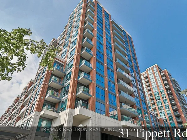 31 Tippett Rd #636, Toronto, ON M3H 0C8