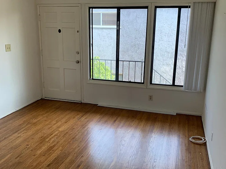7045 1/2 W Manchester Ave #2 — Photo 12