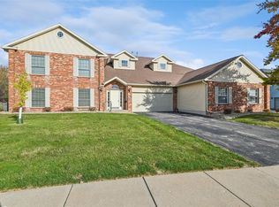 3240 Willowridge Rd UNIT B, Marion, IA 52302