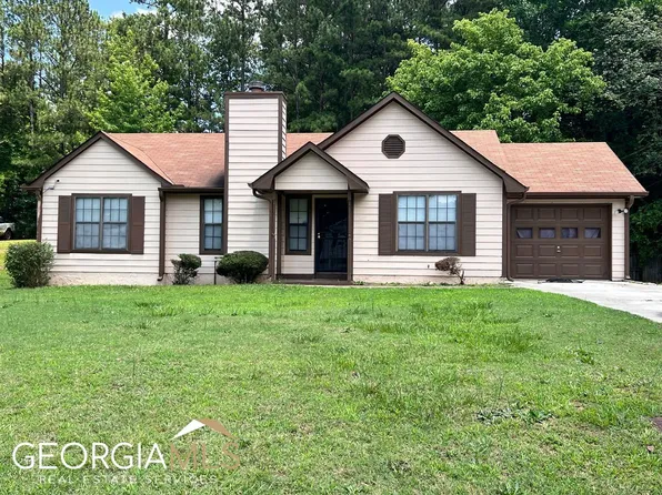 10390 Candlelight Rd, Jonesboro, GA 30238