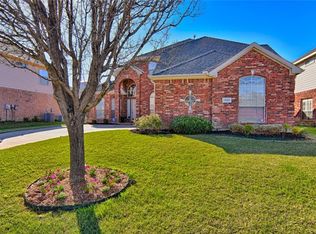 1208 Autumn Dr, Mansfield, TX 76063