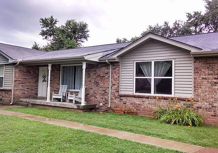 112 Grapevine Ct — Photo 1