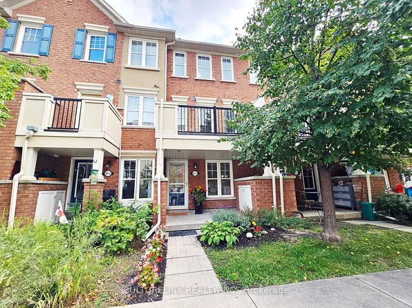 30 Mendelssohn St #12, Toronto, ON M1L 0G8
