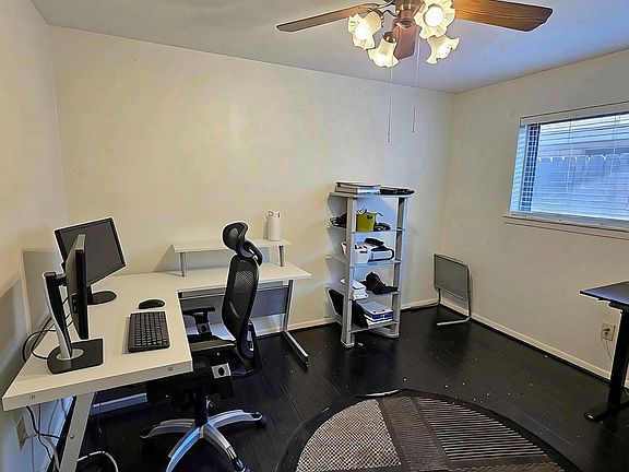 4th image of 10302 Windriver Dr
