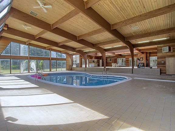 5th image of 38296 E Horseshoe Dr