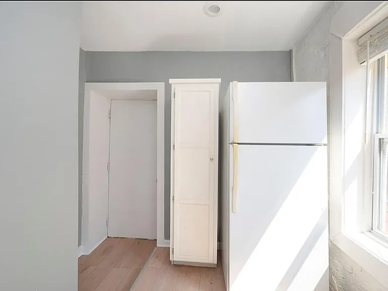 3119 Central St #A — Photo 11