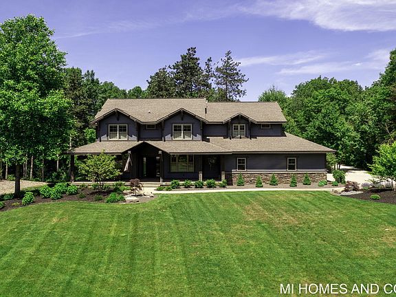 2nd image of 6413 Sand Castle Dr