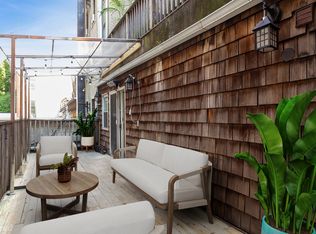 393 2nd Ave #1F, New York, NY 10010