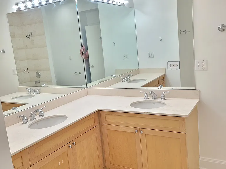 1216 N Lasalle St #2 — Photo 18
