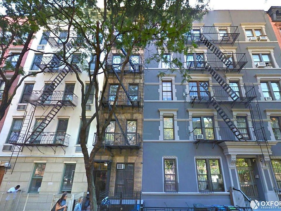 1st image of 426 W 47th St APT 5A