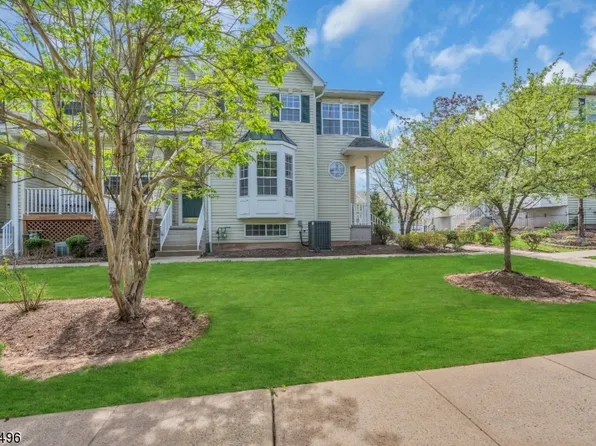 42 Kentworth Ct, Raritan Twp., NJ 08822