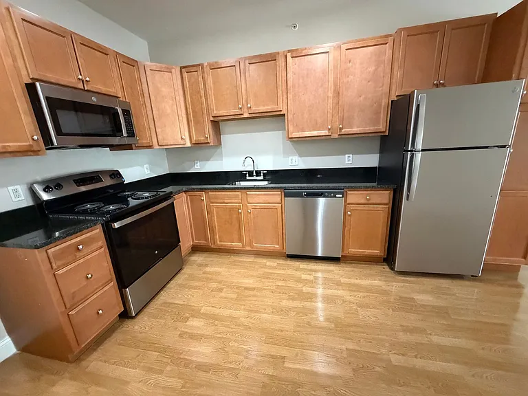 Cornerstone Apartments — Photo 2