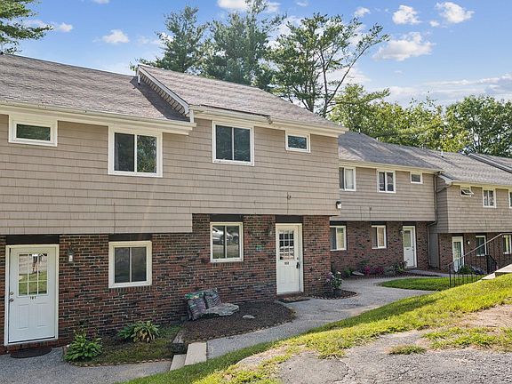 2nd image of 526 East Avenue #102