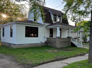 742 Broadway Ave, Owosso, MI