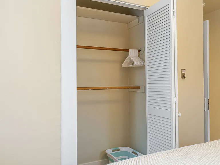 10403 Dekoven Dr SW — Photo 13