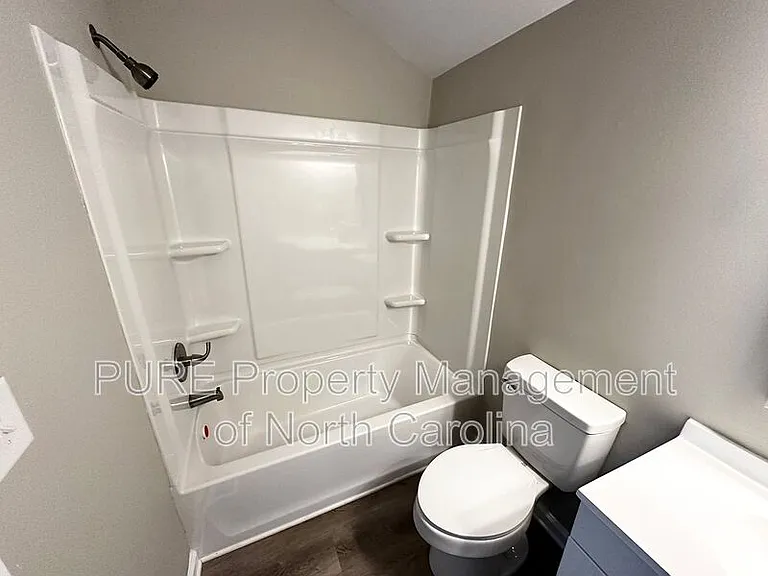 213 Irma Ave — Photo 21