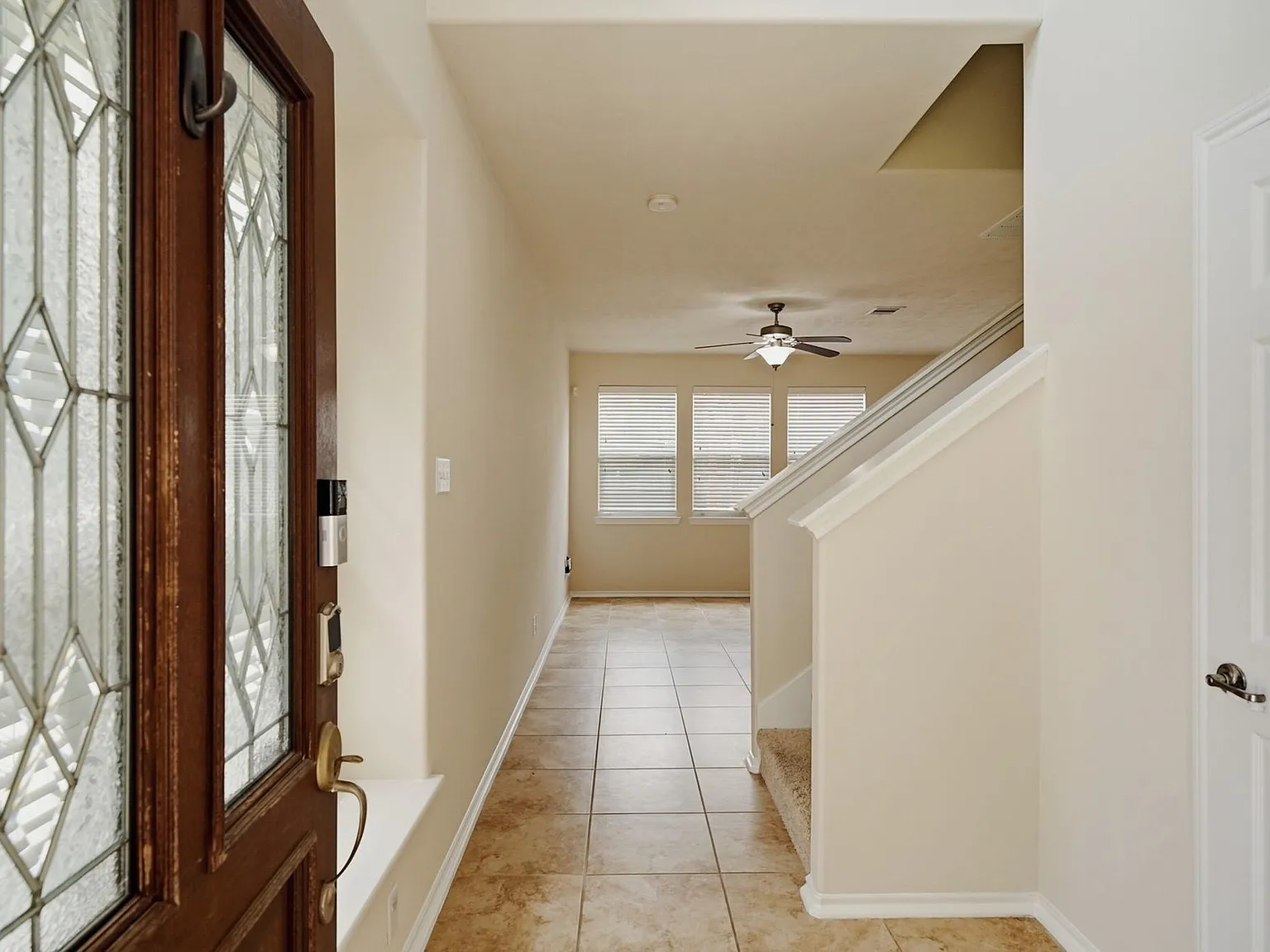 3 bed, 2.5 bath, 1638 sqft, $2,150 — Photo 4