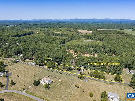 2nd image of 5071 Rolling Rd S