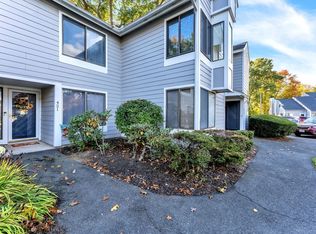 421 Nassau Dr #421, Springfield, MA 01129