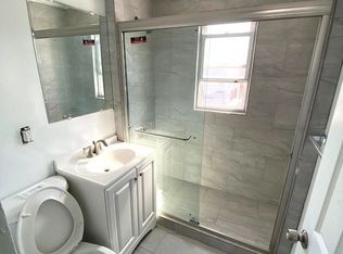 20-51 33rd St #2S, Astoria, NY 11105