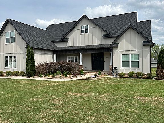 4th image of 1902 Peach Orchard Rd NW