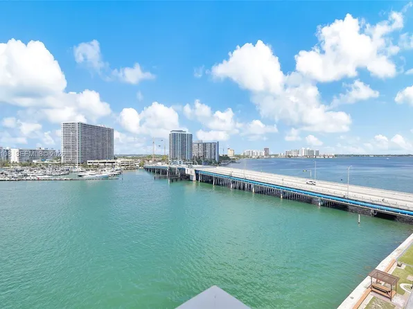 2016 Bay Dr APT 808, Miami Beach, FL 33141