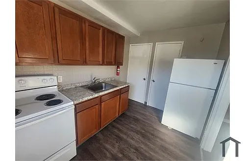 1734 Skyline Dr Photo 1