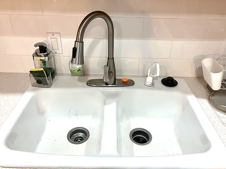 283 Durham H #283 — Photo 12