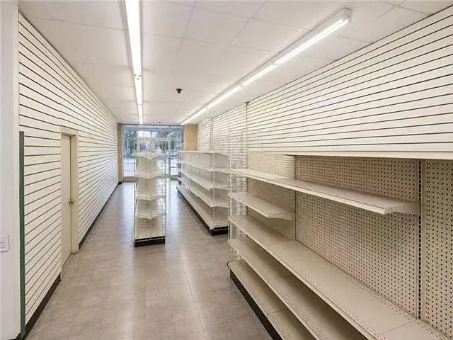 5910 Fort Hamilton Pkwy — Photo 3