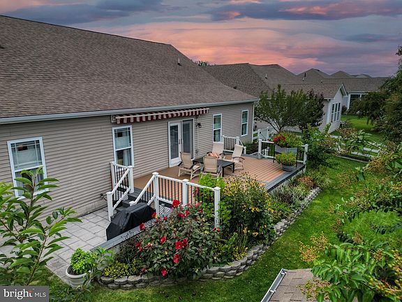 2nd image of 18932 Riverwalk Dr