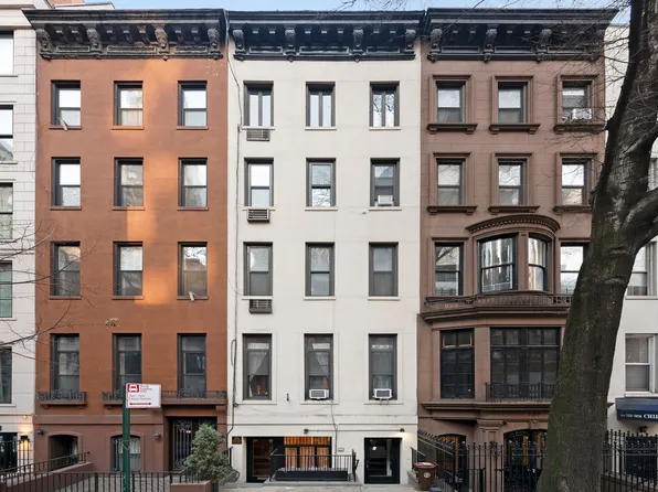 127 East 61st Street image 1 of 1