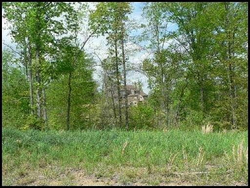 4th image of Highland Woods Way #0