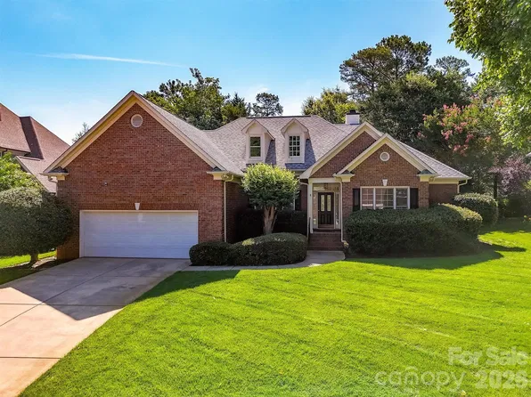 10119 Victoria Mill Ct, Charlotte, NC 28277