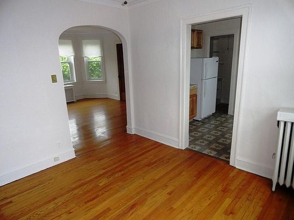 5th image of 2457 W Fargo Ave APT 1