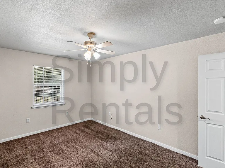1220 Texas St — Photo 32