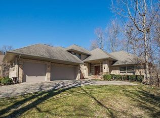 4514 Cross Creek Dr, Ann Arbor, MI 48108
