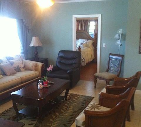 3rd image of 325 NW 189th Ter