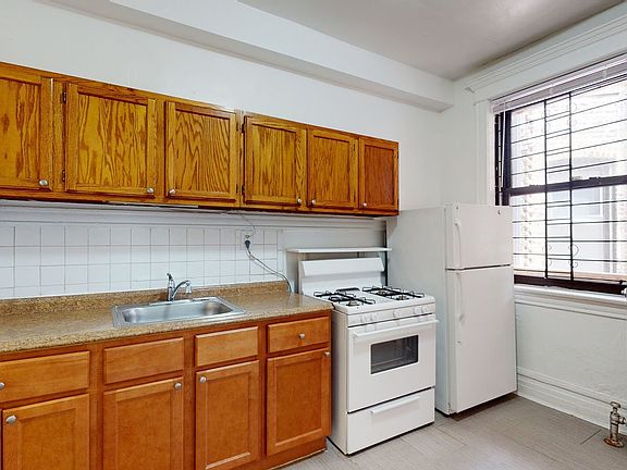 5th image of 5401-5403 S Woodlawn Ave #5403-3