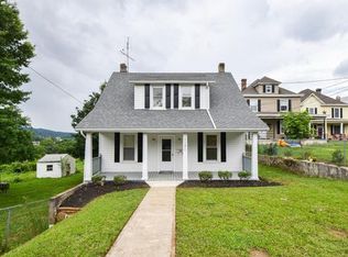 1131 6th St SE, Roanoke, VA