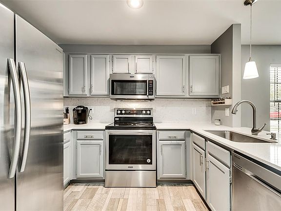 5th image of 1614 Windmill Ln