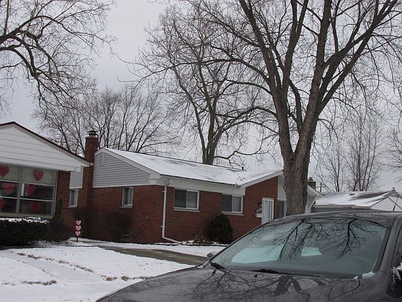 4th image of 33122 Creston St