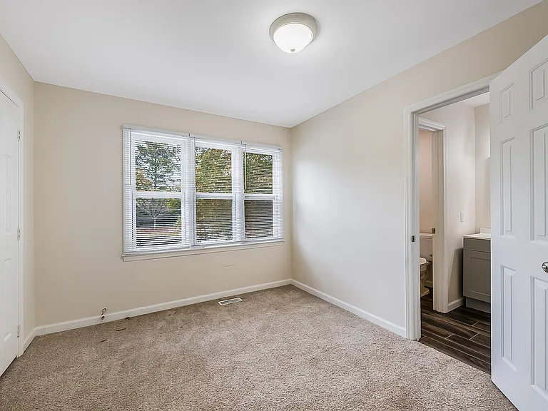 Bedroom #1