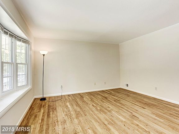 4th image of 1013 Neal Dr