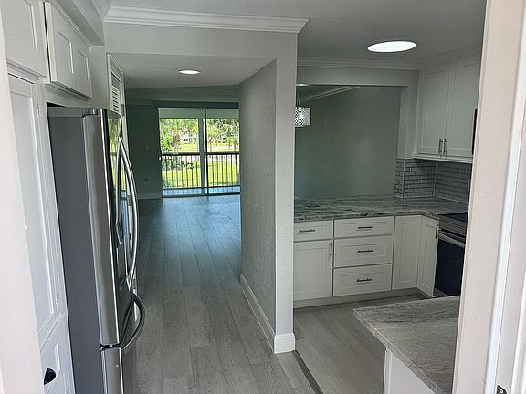 3rd image of 400 Forest Lakes Blvd APT 209