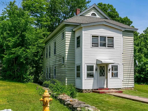 7 Mission St, Gardner, MA 01440