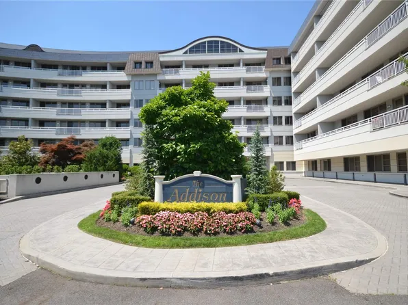 100 Harbor View Dr Unit 404, Port Washington, NY 11050
