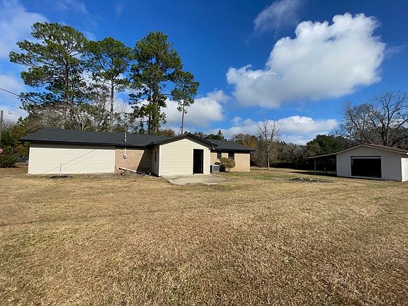 3rd image of 4919 Oakdale Dr