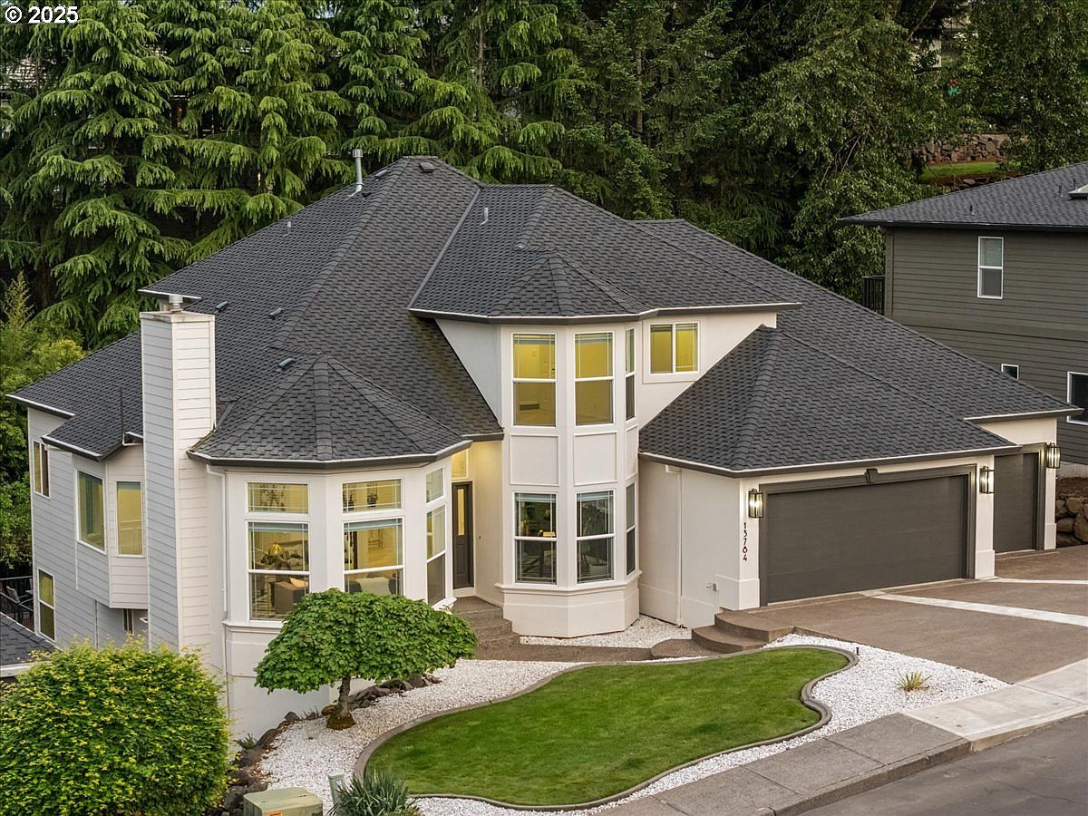 s*様 house on the hill 3点セット 80cm 13784 SW Hillshire Dr, Tigard, OR 97223 | Zillow