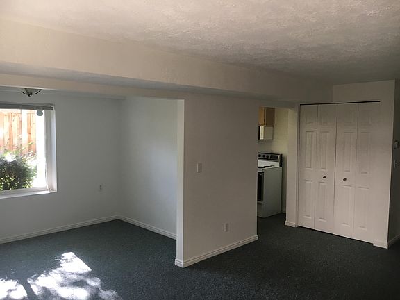 3rd image of 5341 S Trunk Bay Cir #Basement
