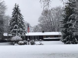 11725 Mills Rd, Garrettsville, OH 44231